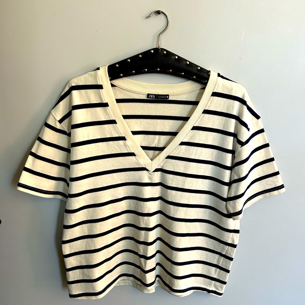Zara nautical stripped tee! ✌️